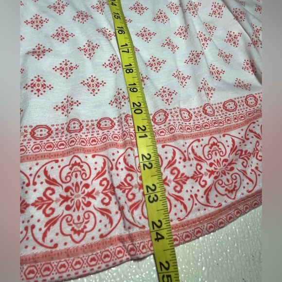 LATÍ FASHION Intimate COLLECTION  Women’s Sleeveless Top - Picture 4 of 8